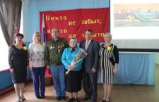 В День неизвестного солдата в Егорлыкском районе в х. Куго-Ея на базе сельской школы прошло торжественное мероприятие