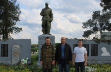 Поисковики обнаружили останки 11 солдат РККА в Неклиновском районе, три медальона прочитаны.